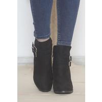 7 Cm Heeled Buckle Boots Suede Black - 12339.264.