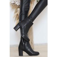 Zippered Boots Black Leather - 11999.264.