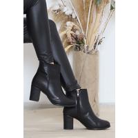 Zippered Boots Black Leather - 11999.264.