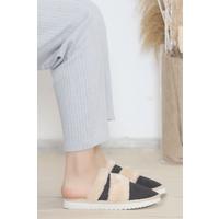 Fur Detailed Slippers Black - 15560.264.