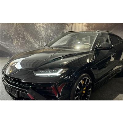 LAMBORGHINI URUS S BLACK